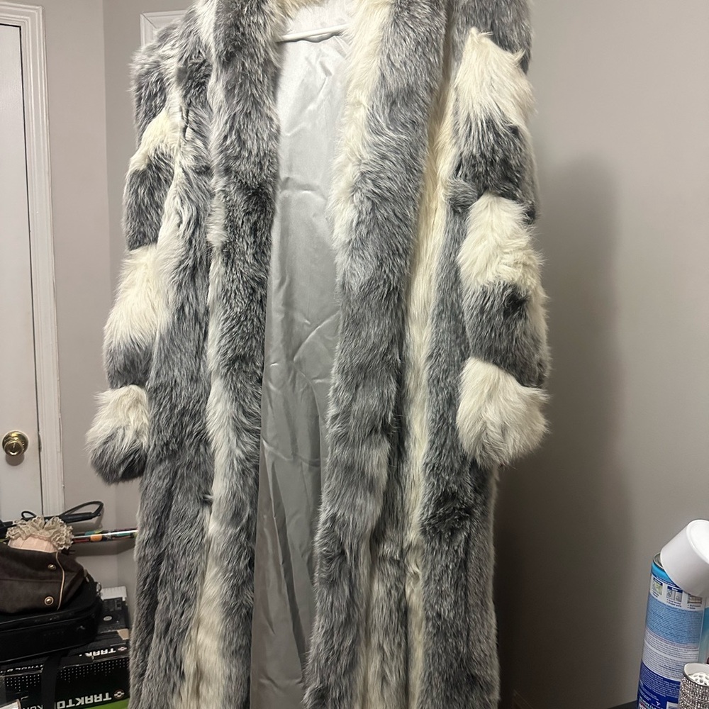 FOX FUR COAT -grey and white